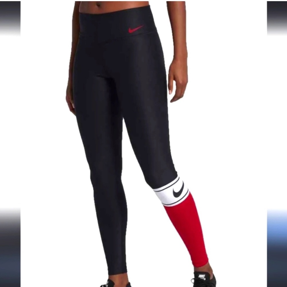 Nike Women's Black and Red Colorblock Leggings